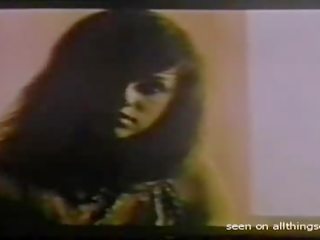 Meu adolescente daughter-1974-cfnm-massage-scene